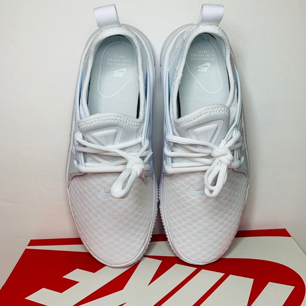 Wmns Nike Acalme - Picture 4 of 10